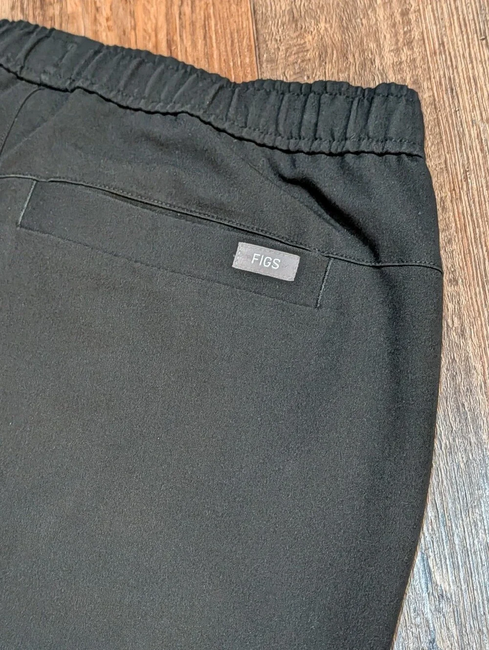 FIGS Men's Tansen Jogger Pants Medical Scrub Tapered Drawstring Black Sz S